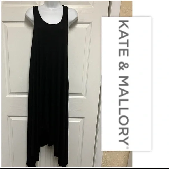 chinese dress ladies Mallory Maxi Dress  Fuchsia & Ivory Patterned Halter Dress for Summer  Events